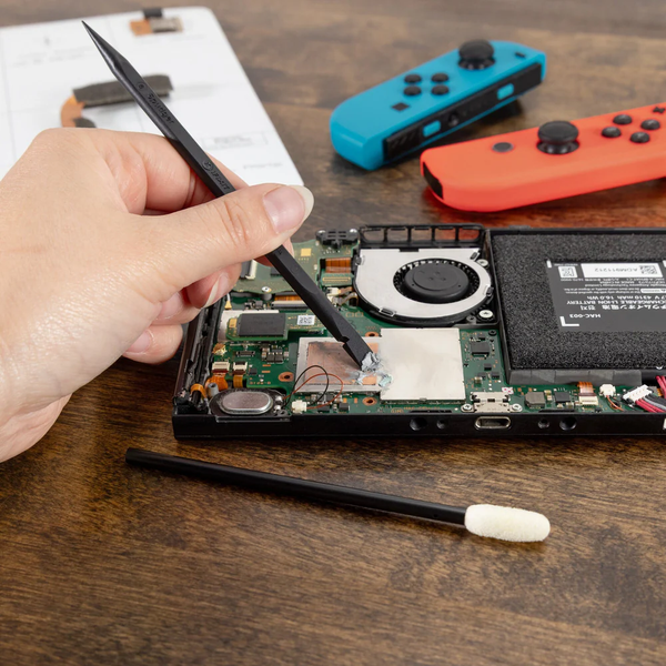 Precyzyjny Zestaw do czyszczenia elektroniki iFixit Precision Cleaning Kit