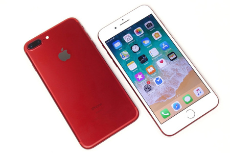 Oryginalny (używany) Apple iPhone 7 Plus / 128GB / Czerwony (Product RED) / Klasa A+